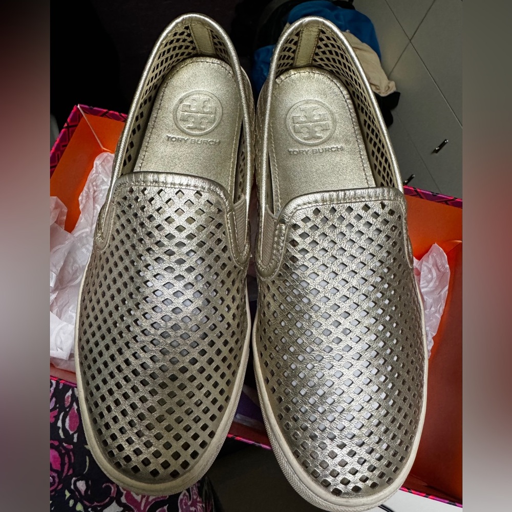 Tori Burch gold sneaker size 7